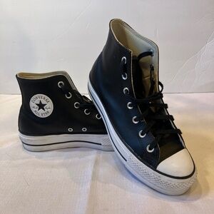 LIKE NEW! Converse LEATHER black High tops, Women's size 9.5/ Men's size 8